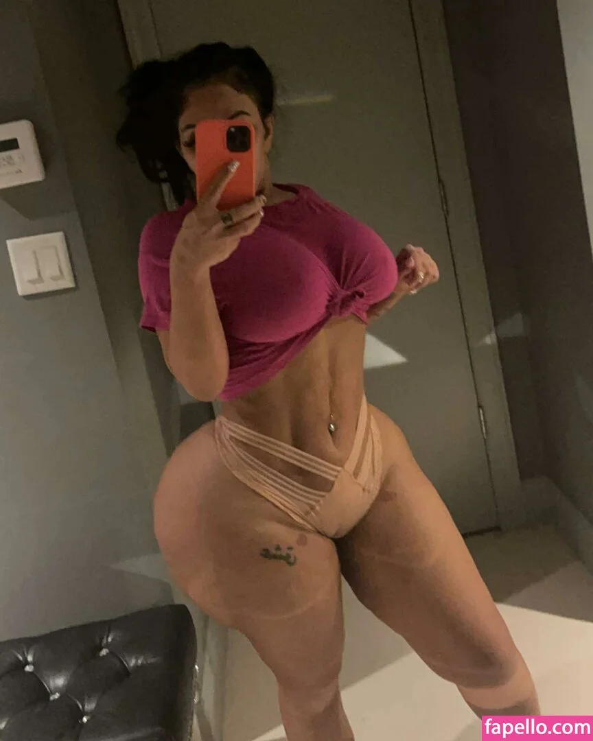 persiaanbaddie1 Onlyfans Photo Gallery 