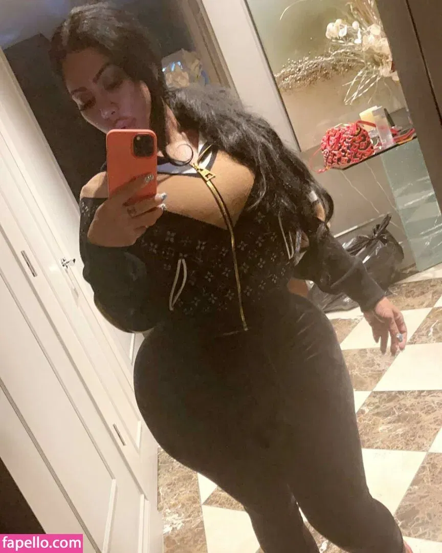 persiaanbaddie1 Onlyfans Photo Gallery 