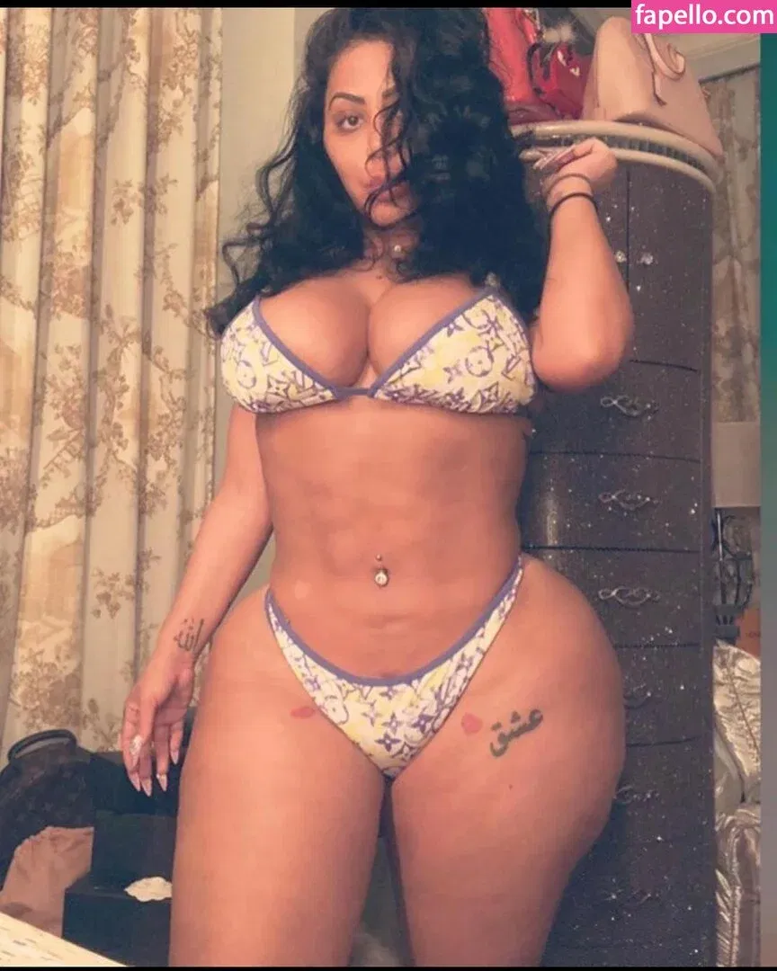 persiaanbaddie1 Onlyfans Photo Gallery 