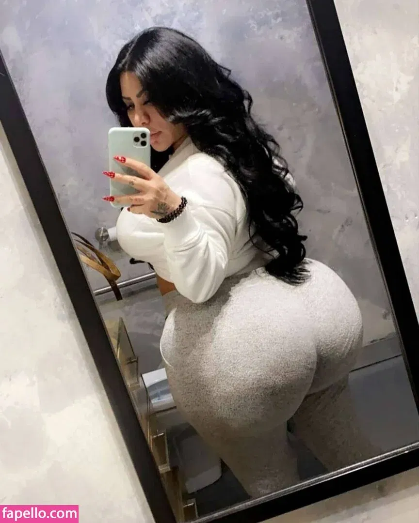 persiaanbaddie1 Onlyfans Photo Gallery 