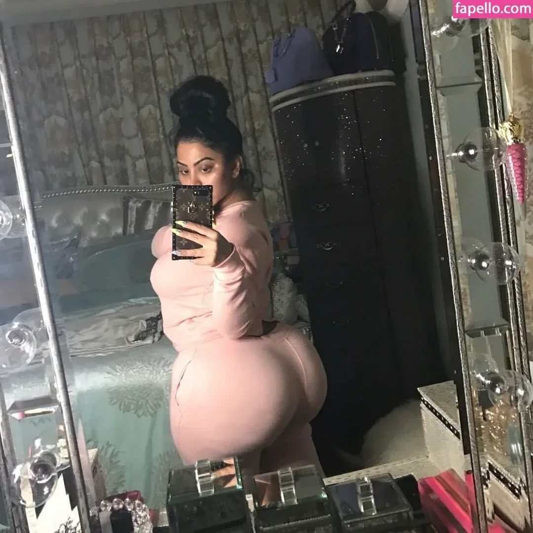 persiaanbaddie1 Onlyfans Photo Gallery 