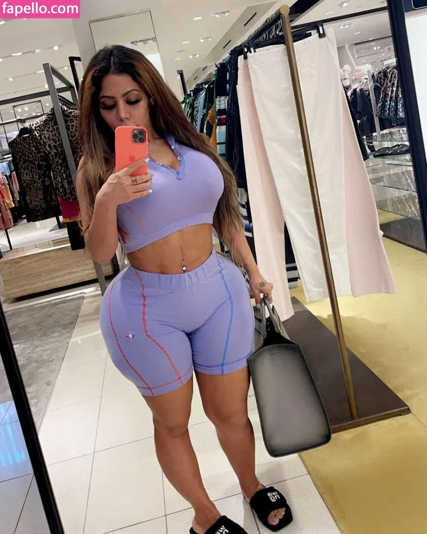 persiaanbaddie1 Onlyfans Photo Gallery 