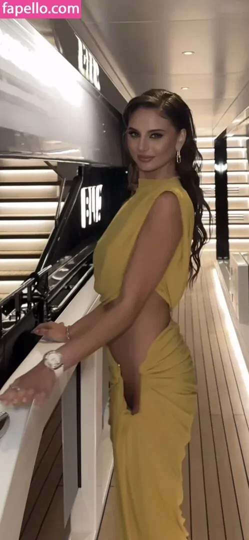 Carin Onlyfans Photo Gallery 