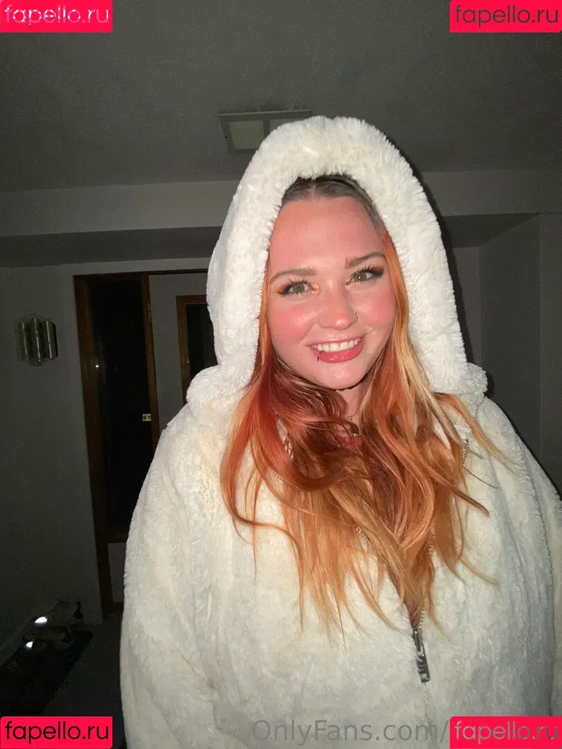 devikurr Onlyfans Photo Gallery 