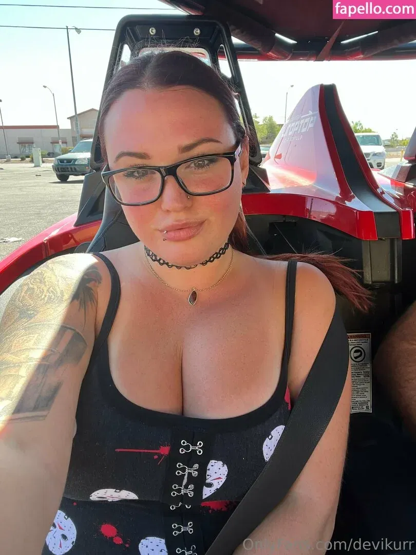 devikurr Onlyfans Photo Gallery 