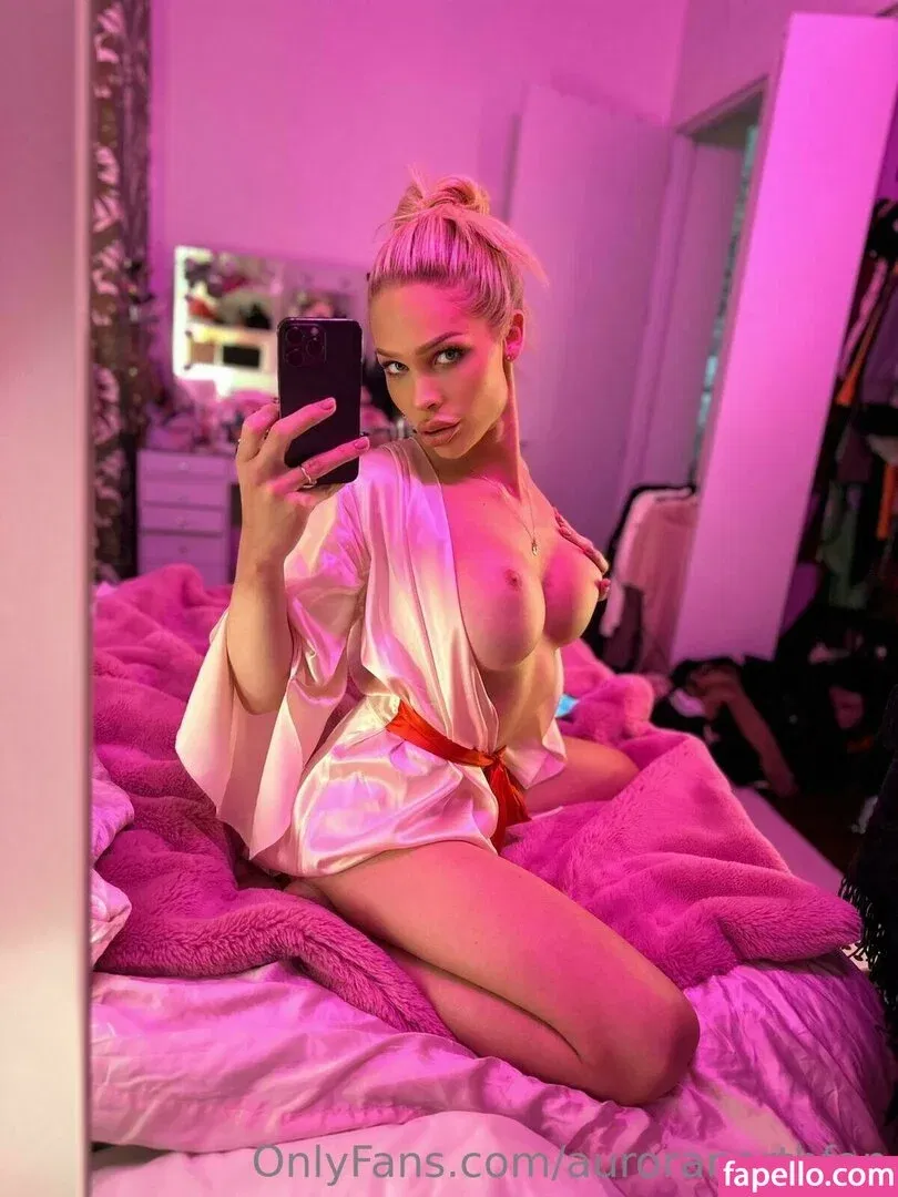 Aurora North Onlyfans Photo Gallery 