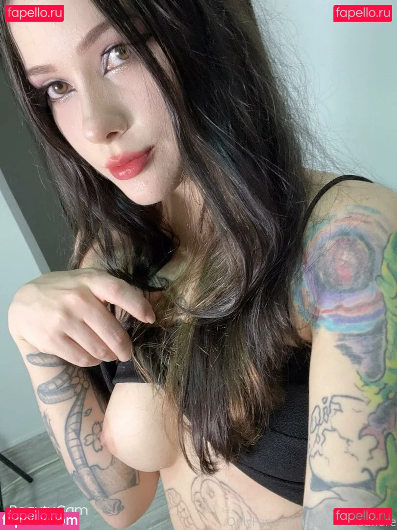 Laura Maya Onlyfans Photo Gallery 