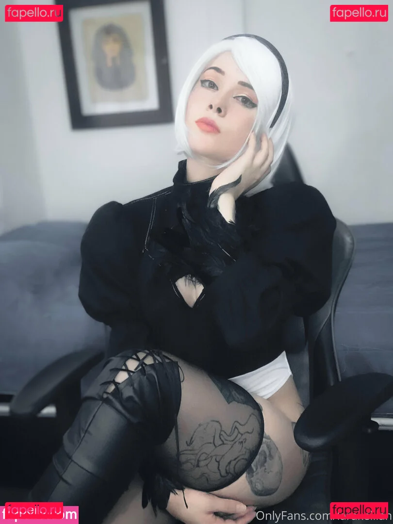 Laura Maya Onlyfans Photo Gallery 