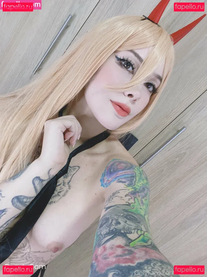 Laura Maya Onlyfans Photo Gallery 