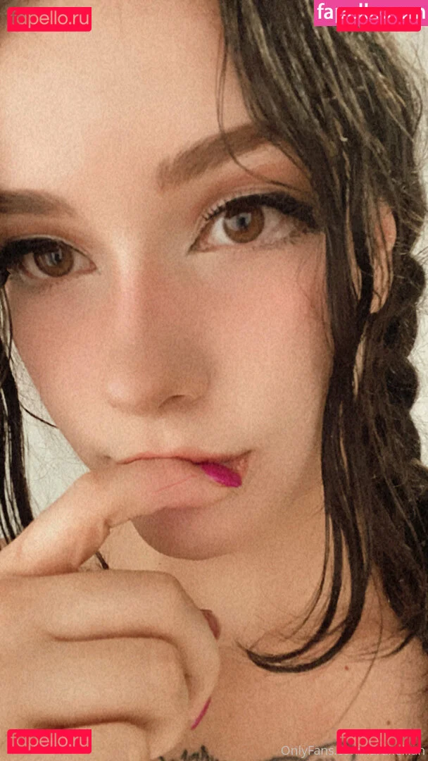 Laura Maya Onlyfans Photo Gallery 