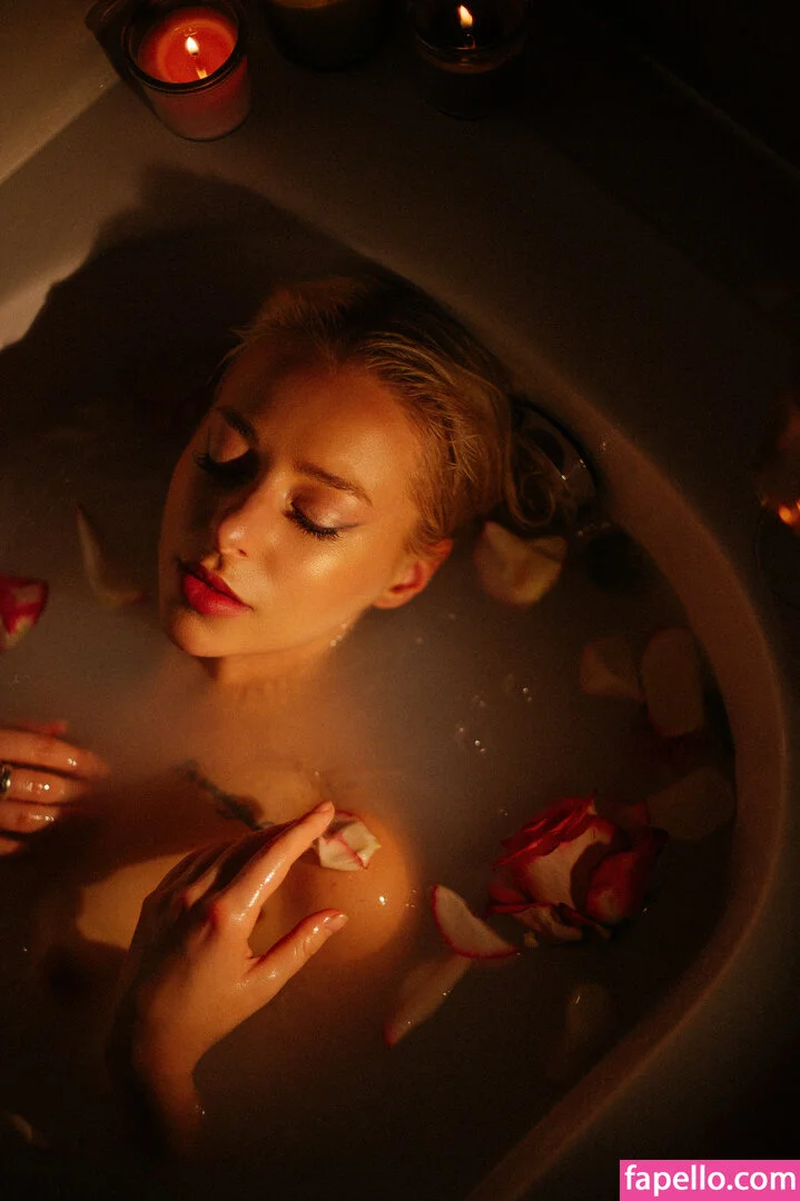 mira.vainer Onlyfans Photo Gallery 