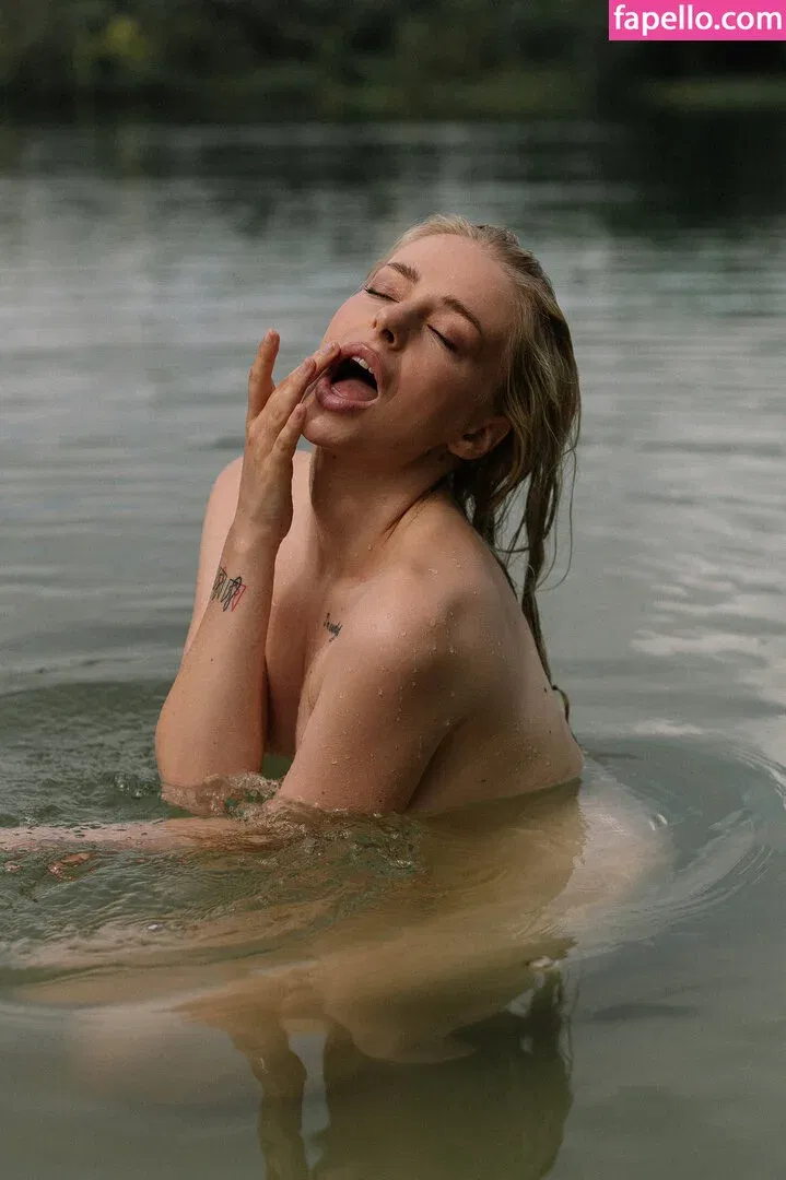 mira.vainer Onlyfans Photo Gallery 