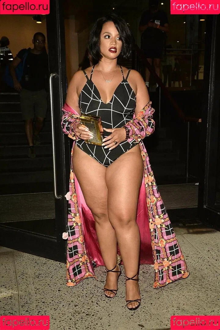 Dascha Polanco Onlyfans Photo Gallery 