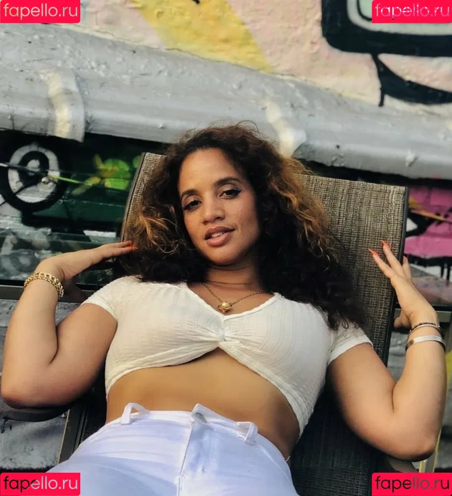 Dascha Polanco Onlyfans Photo Gallery 