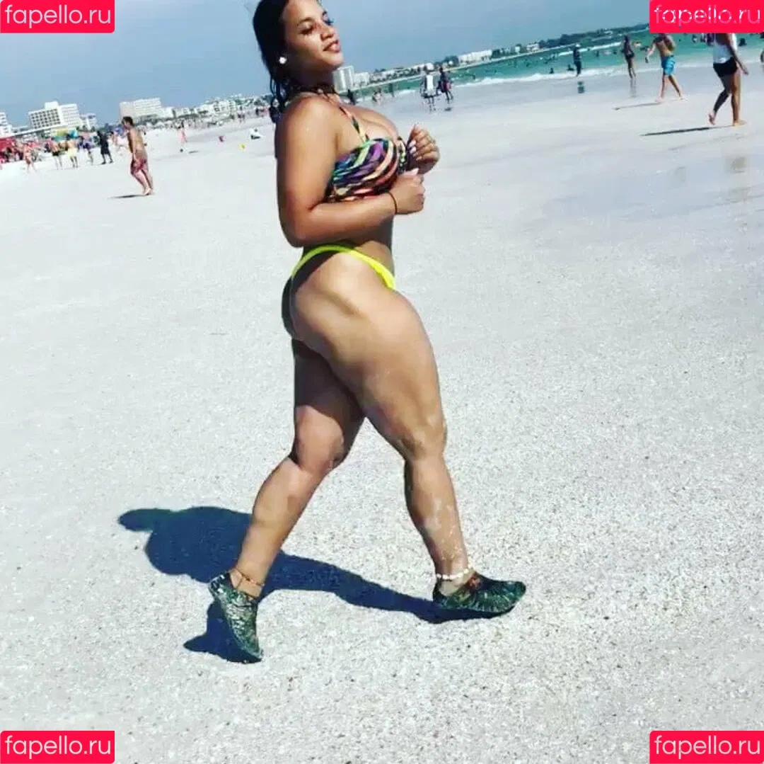 Dascha Polanco Onlyfans Photo Gallery 