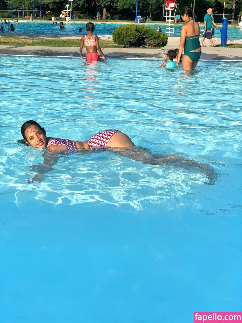 Dascha Polanco Onlyfans Photo Gallery 