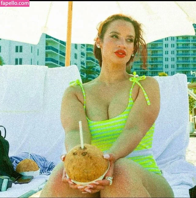 Dascha Polanco Onlyfans Photo Gallery 