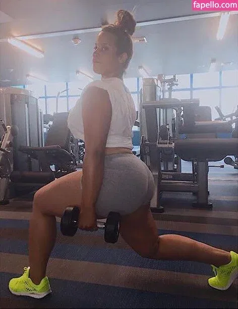 Dascha Polanco Onlyfans Photo Gallery 