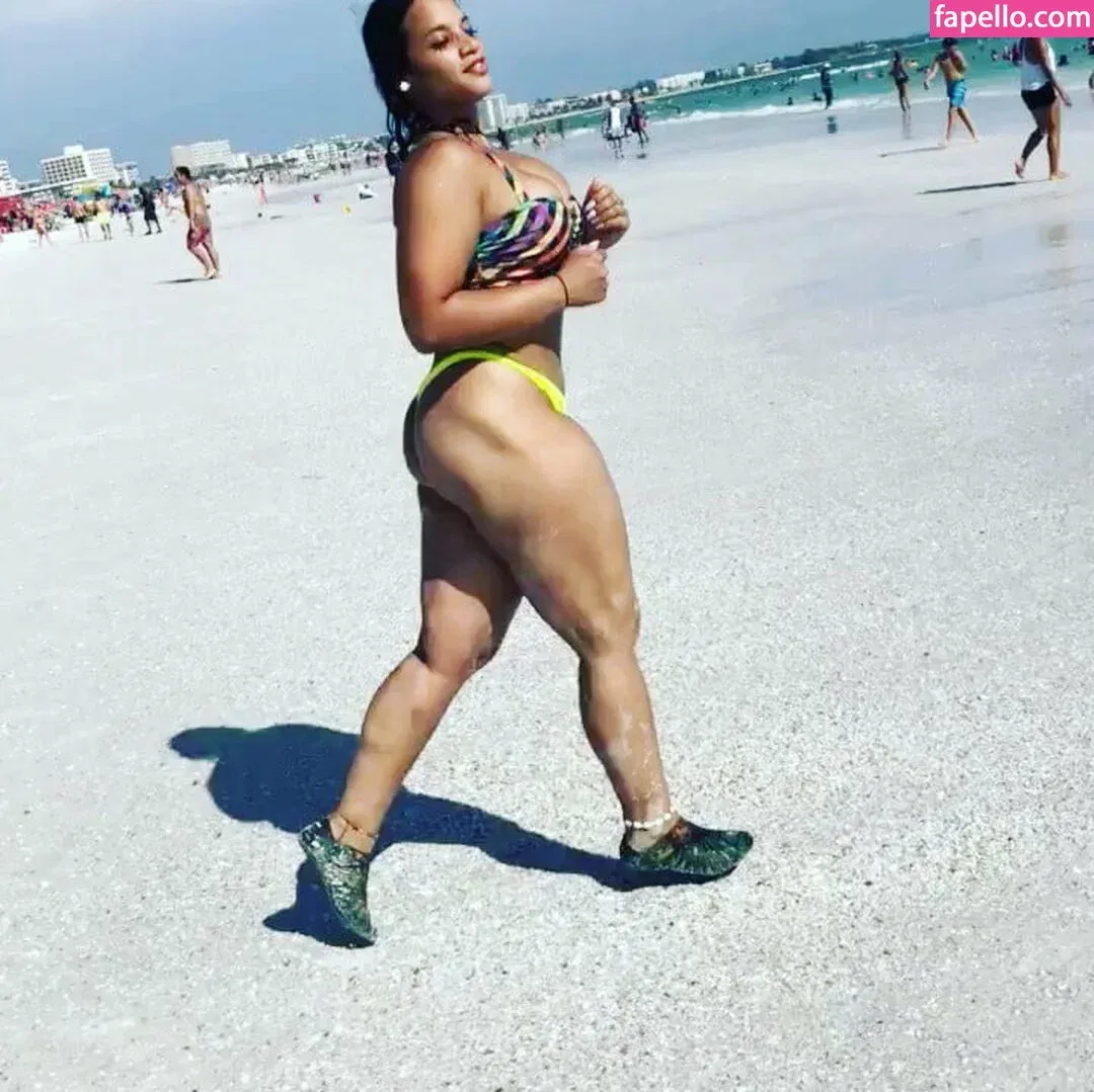 Dascha Polanco Onlyfans Photo Gallery 