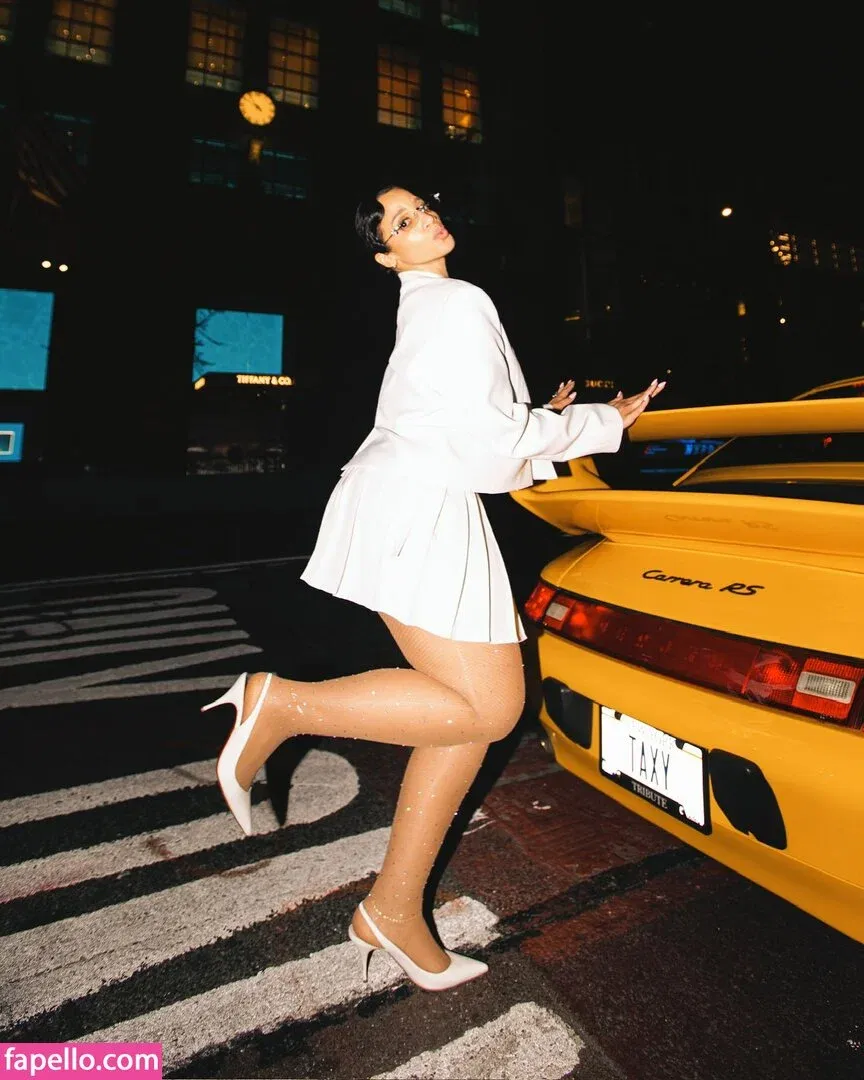 Dascha Polanco Onlyfans Photo Gallery 