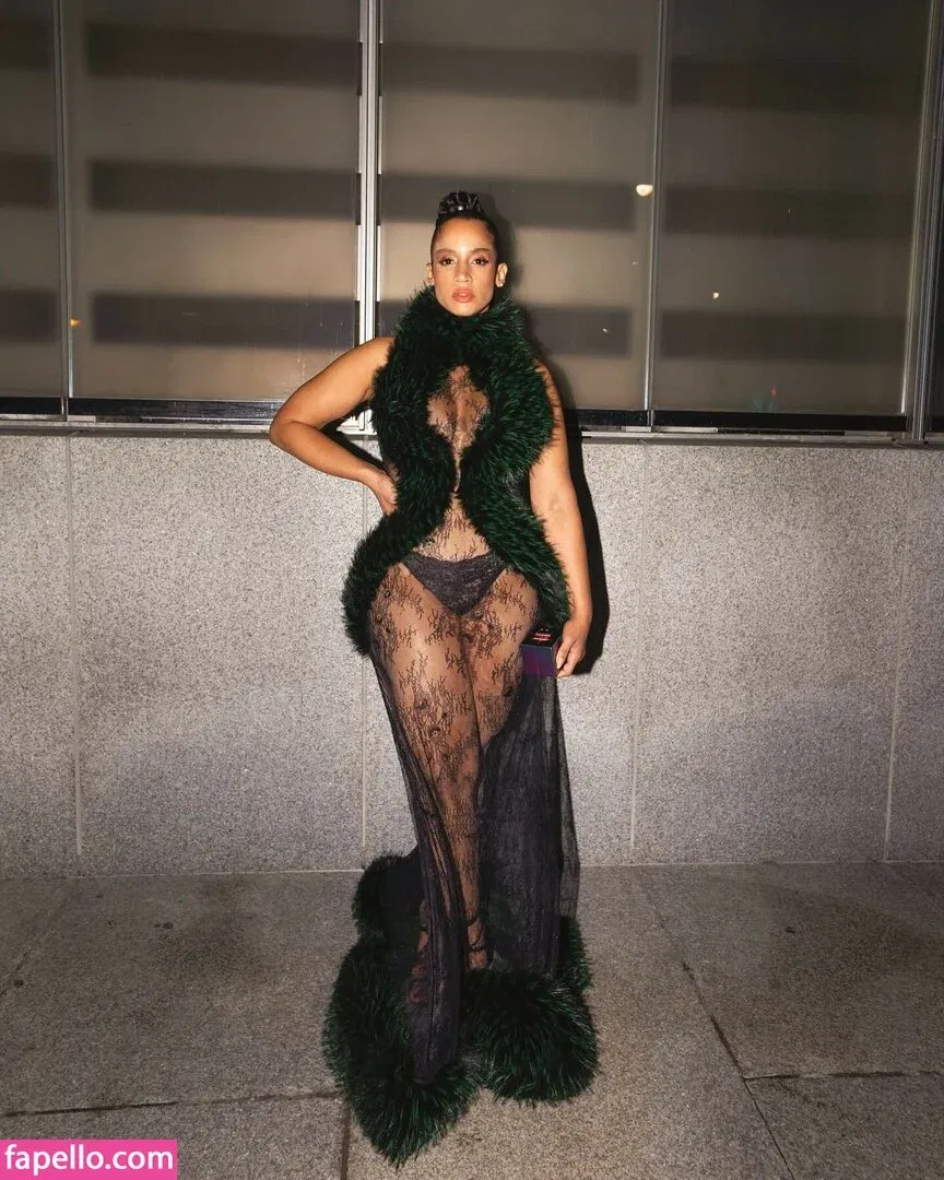 Dascha Polanco Onlyfans Photo Gallery 