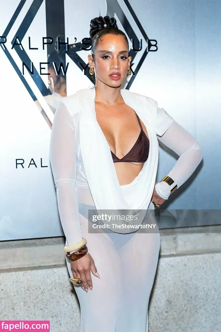 Dascha Polanco Onlyfans Photo Gallery 