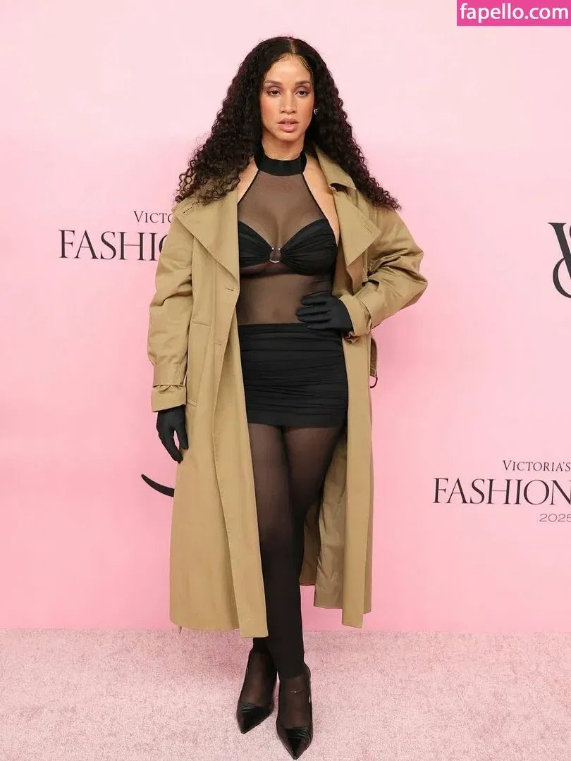 Dascha Polanco Onlyfans Photo Gallery 