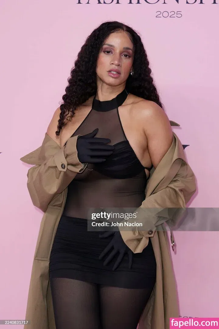 Dascha Polanco Onlyfans Photo Gallery 
