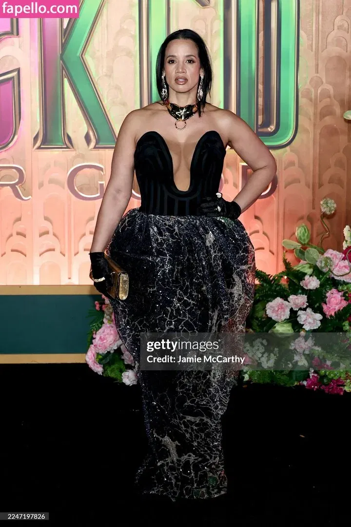 Dascha Polanco Onlyfans Photo Gallery 