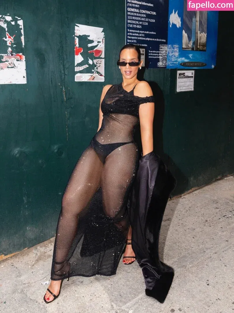 Dascha Polanco Onlyfans Photo Gallery 