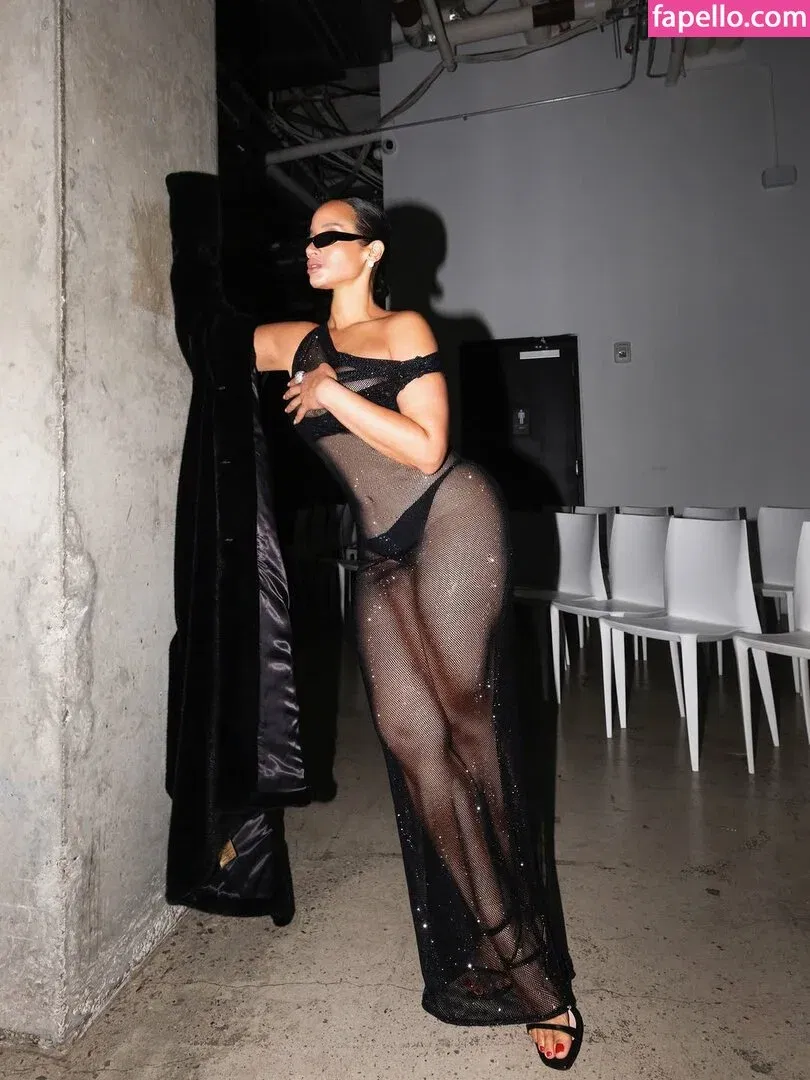 Dascha Polanco Onlyfans Photo Gallery 