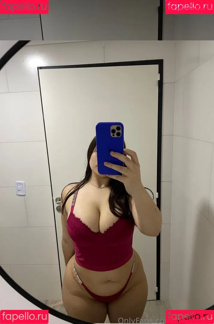 july.dellah Onlyfans Photo Gallery 