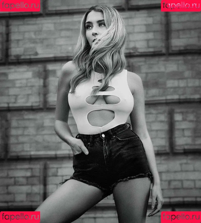 Bella Grace Onlyfans Photo Gallery 