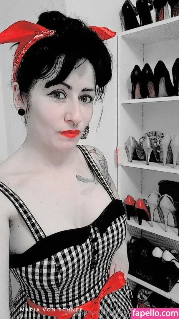 mariavonschneefree Onlyfans Photo Gallery 