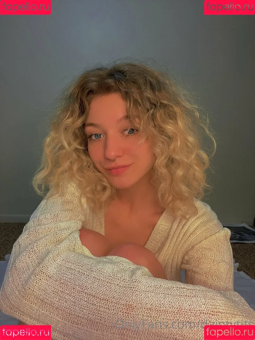 daintytits Onlyfans Photo Gallery 