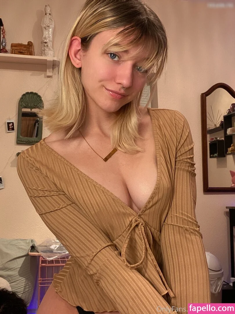 daintytits Onlyfans Photo Gallery 