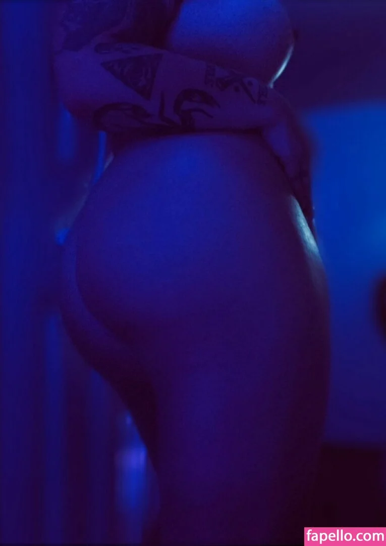 seitanxhoe Onlyfans Photo Gallery 