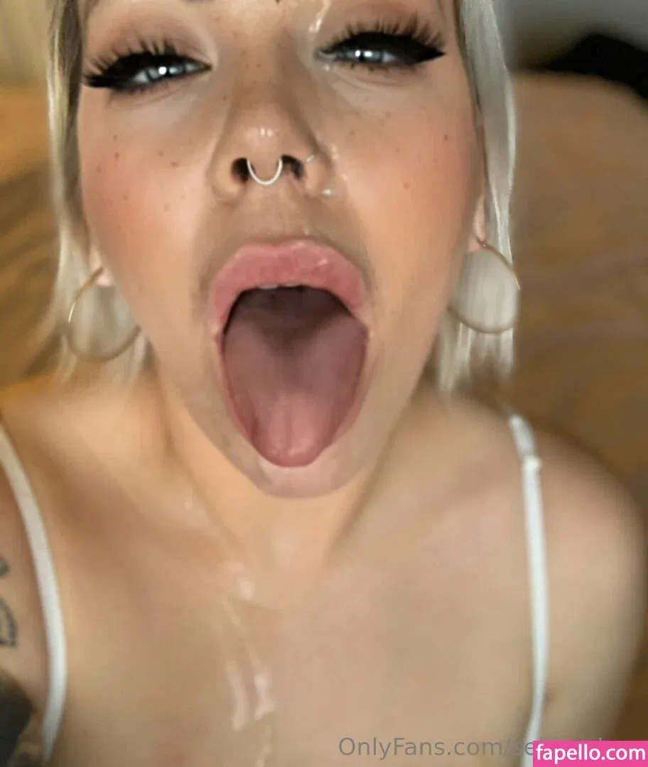 seitanxhoe Onlyfans Photo Gallery 