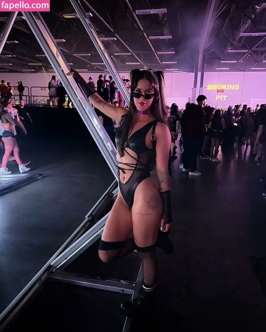 thepeachisback Onlyfans Photo Gallery 