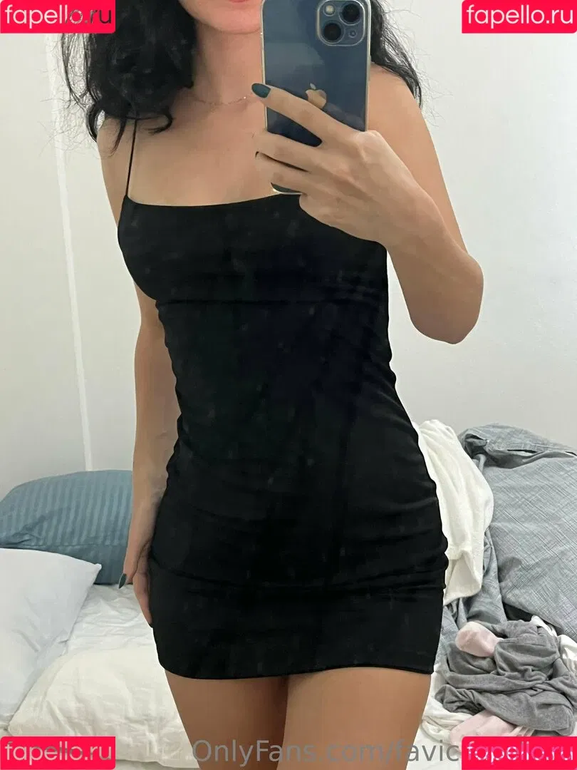 faviconicbrat Onlyfans Photo Gallery 