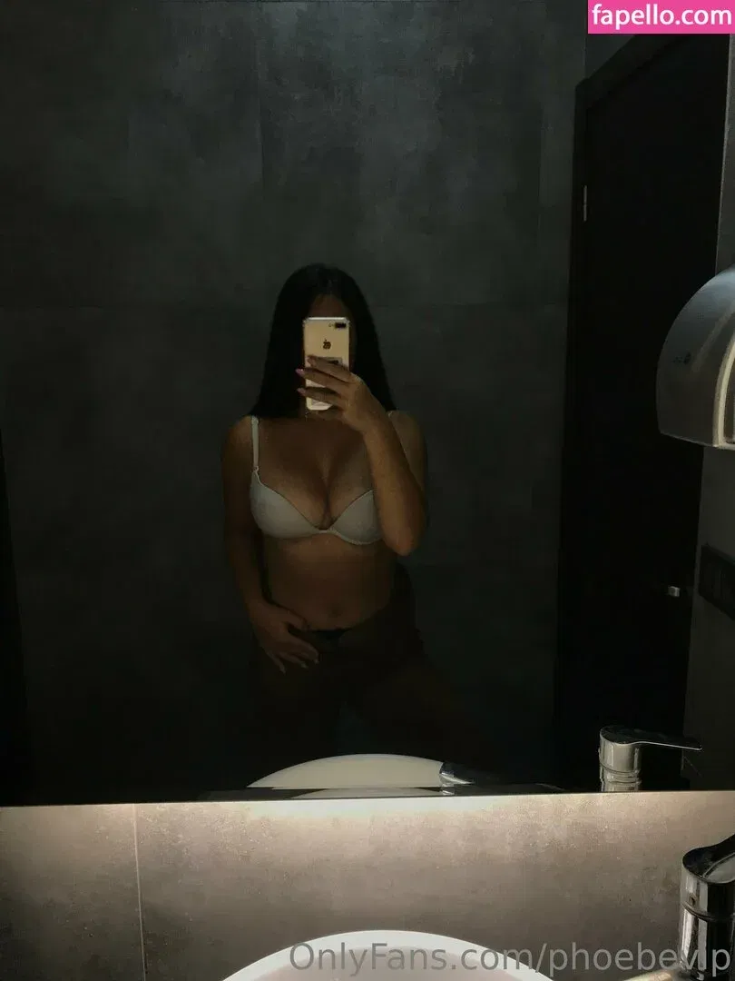 theephoebee Onlyfans Photo Gallery 