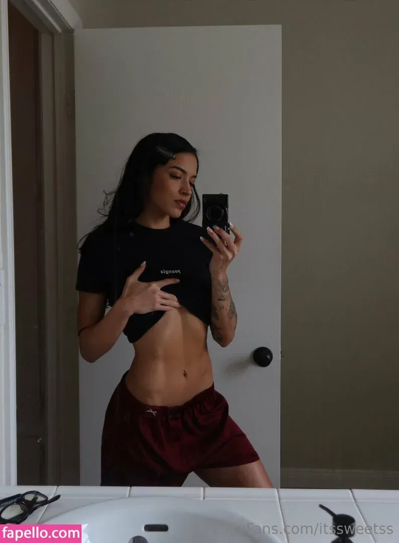 itssweetss Onlyfans Photo Gallery 