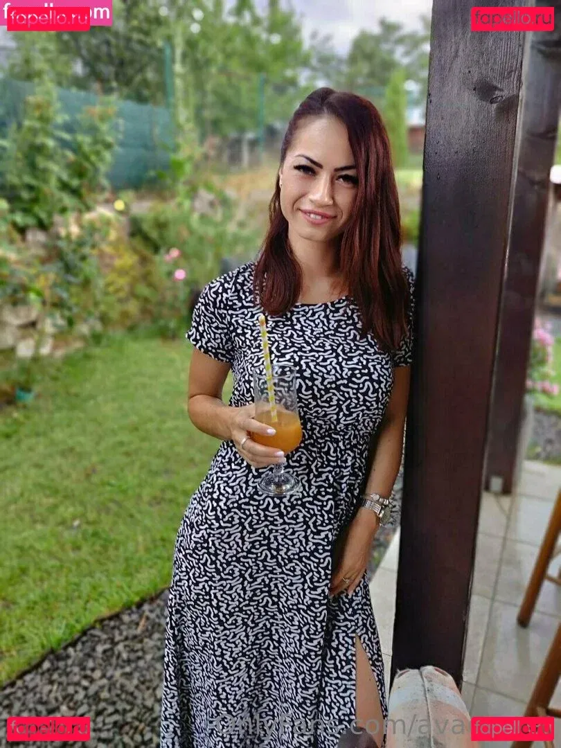 avaglover Onlyfans Photo Gallery 