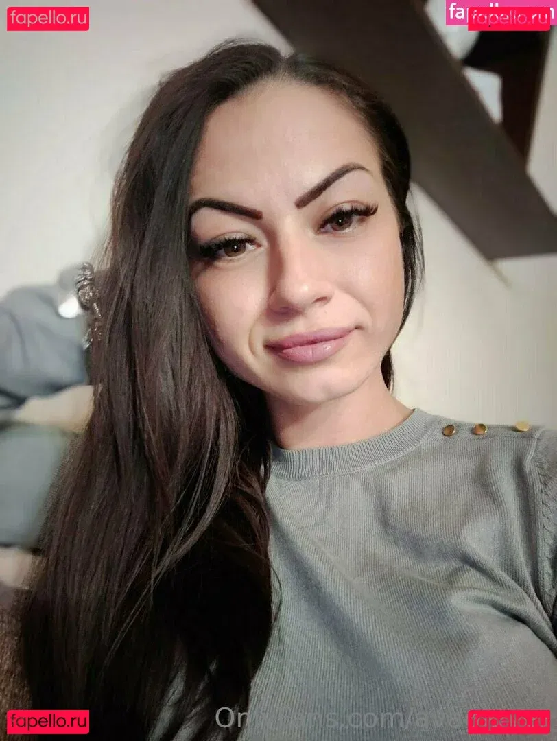 avaglover Onlyfans Photo Gallery 