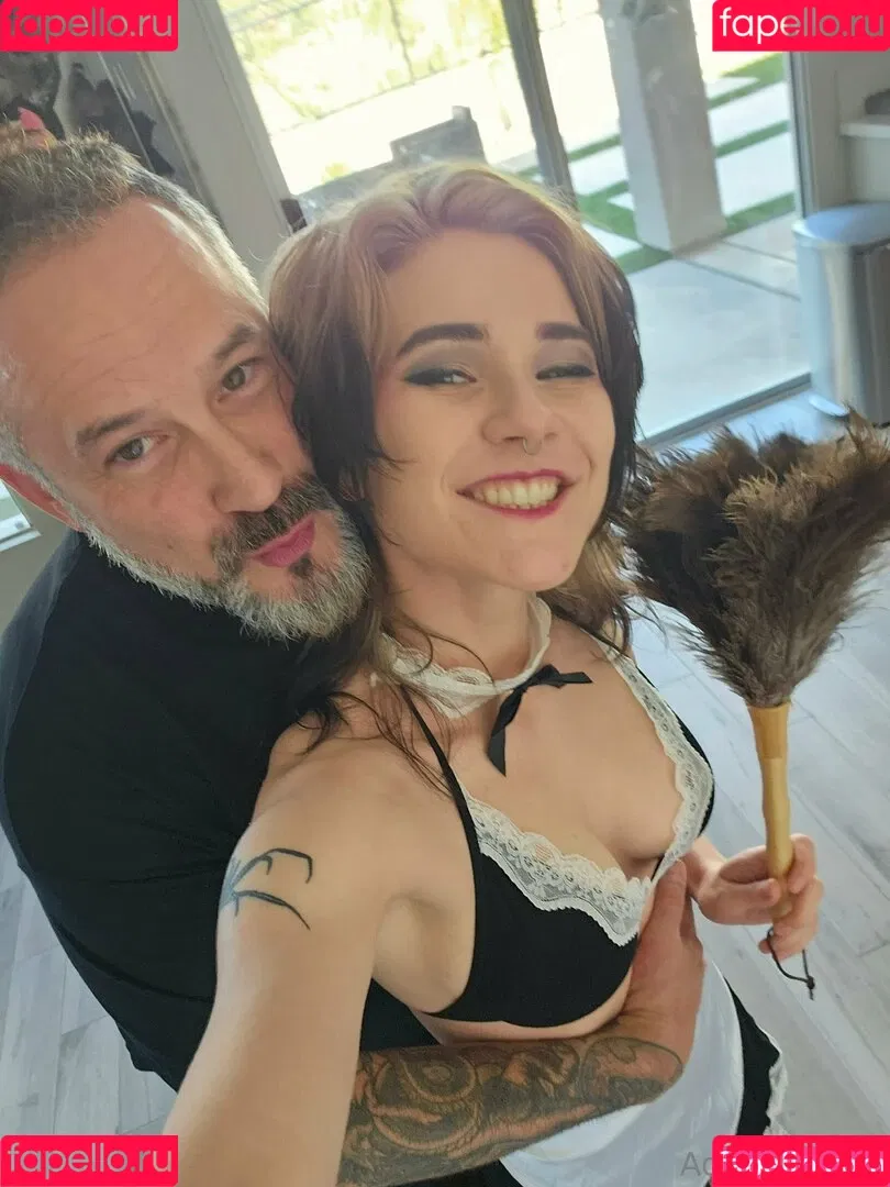 adalindgrayxo Onlyfans Photo Gallery 
