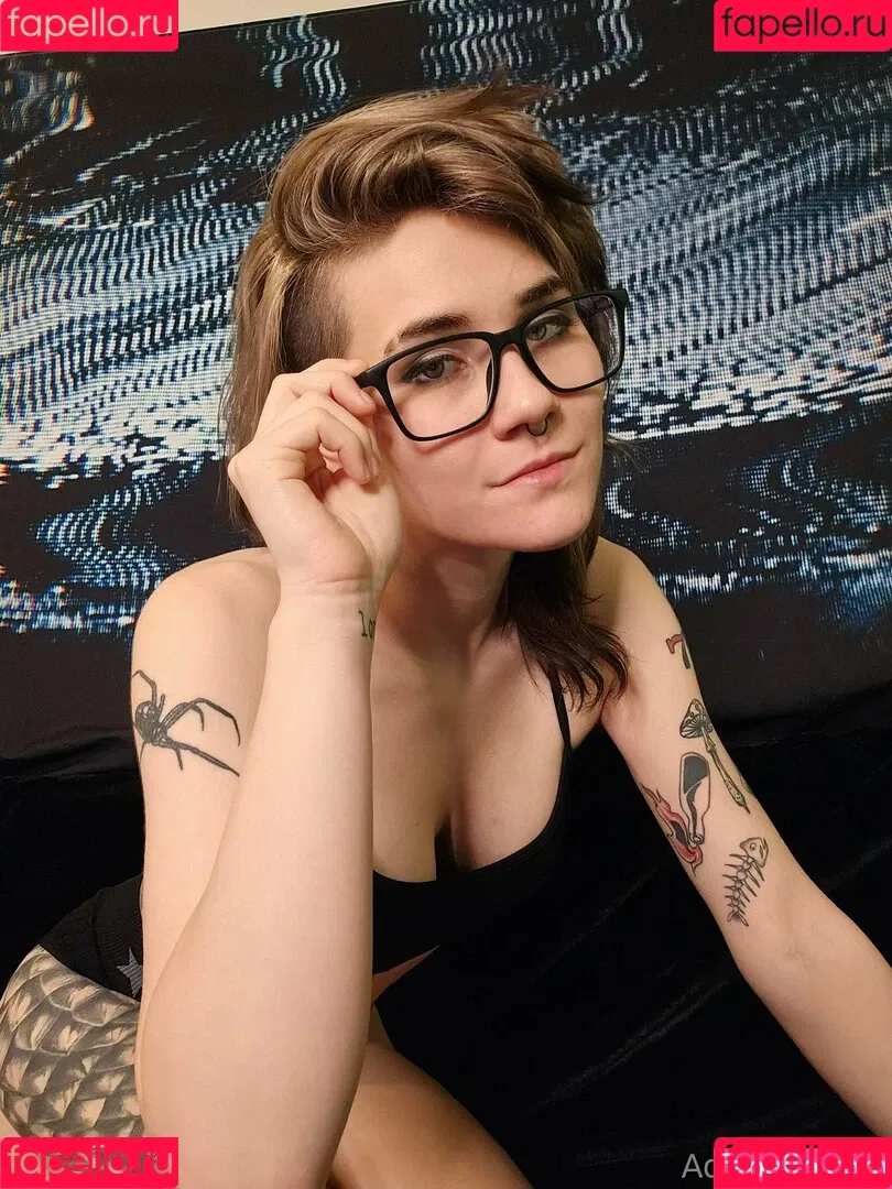 adalindgrayxo Onlyfans Photo Gallery 
