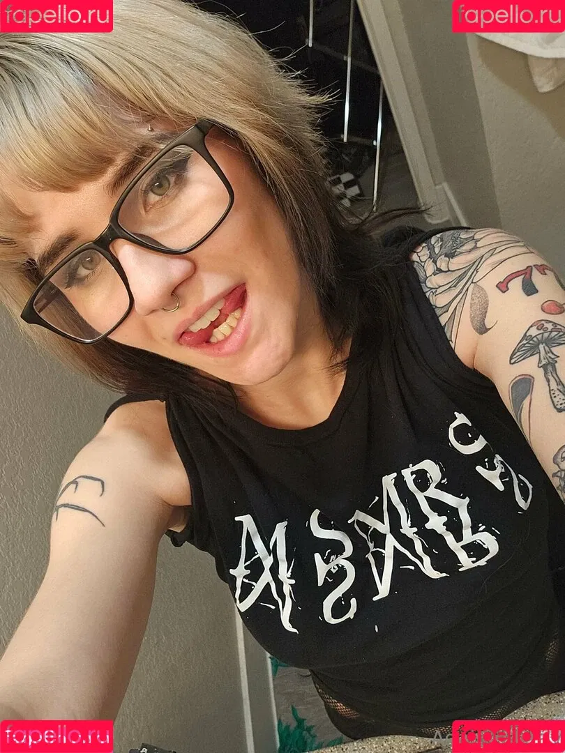 adalindgrayxo Onlyfans Photo Gallery 