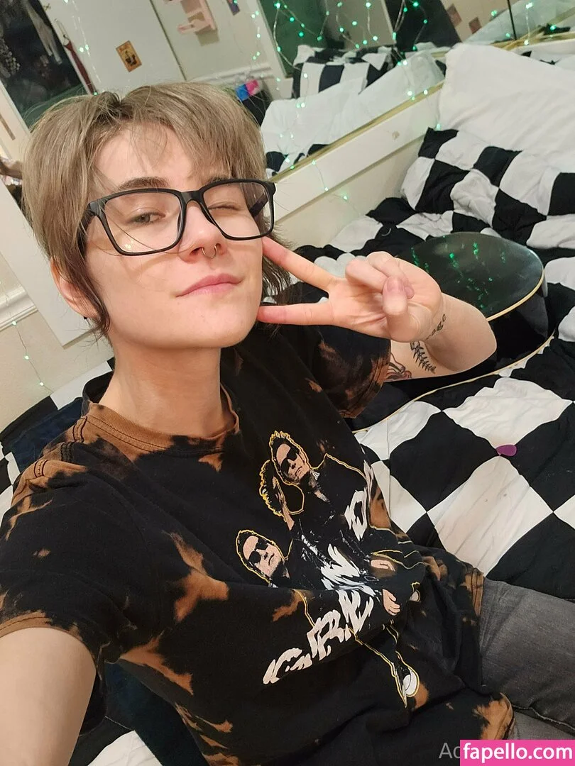 adalindgrayxo Onlyfans Photo Gallery 