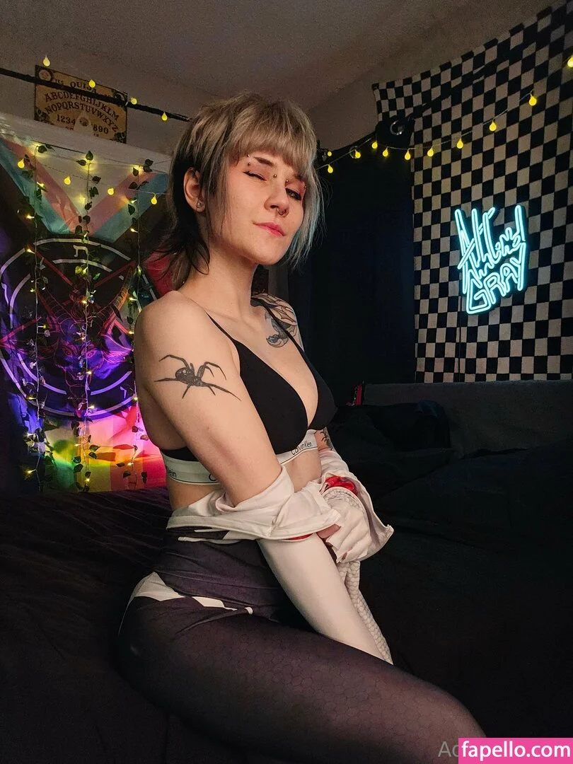 adalindgrayxo Onlyfans Photo Gallery 