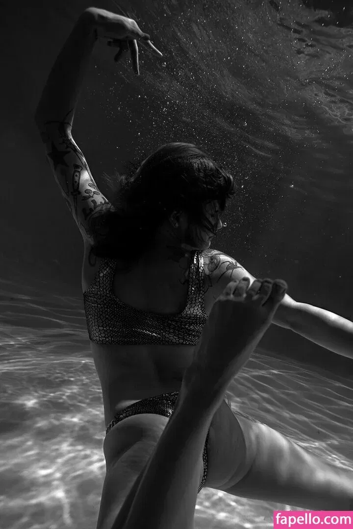 adalindgrayxo Onlyfans Photo Gallery 